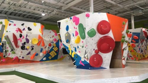 滋賀県のクライミング施設「ボルダリングジム ロックメイト 大津店」